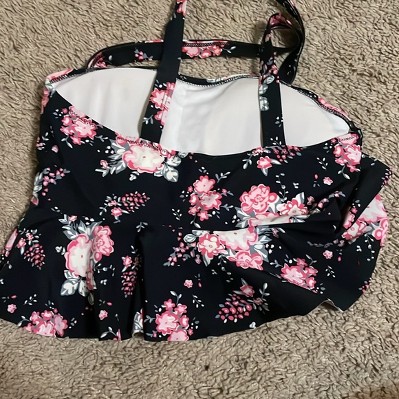 Cropped top with push up padding - Picture 3 of 6